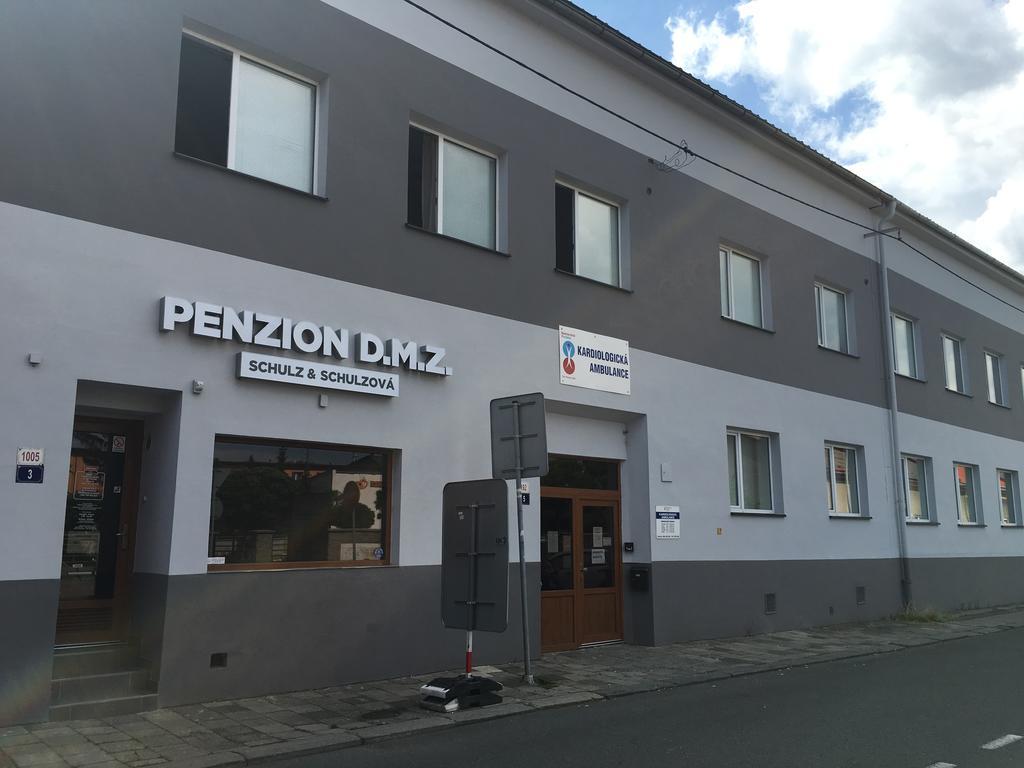 Penzion Dmz Острава Екстериор снимка