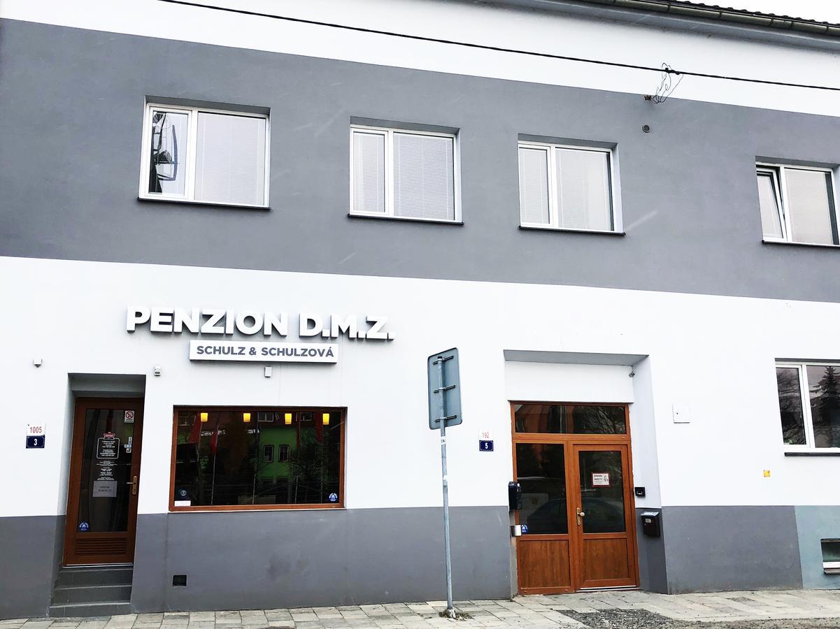 Penzion Dmz Острава Екстериор снимка